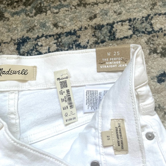 Madewell Perfect Vintage Straight Jeans - Picture 6 of 6